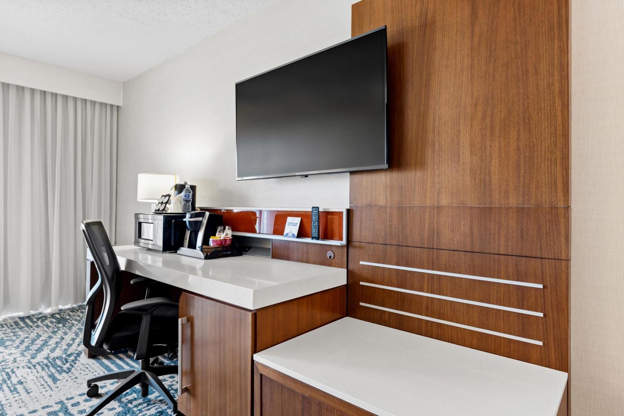ראסין Delta Hotels By Marriott Mount Pleasant מראה חיצוני תמונה