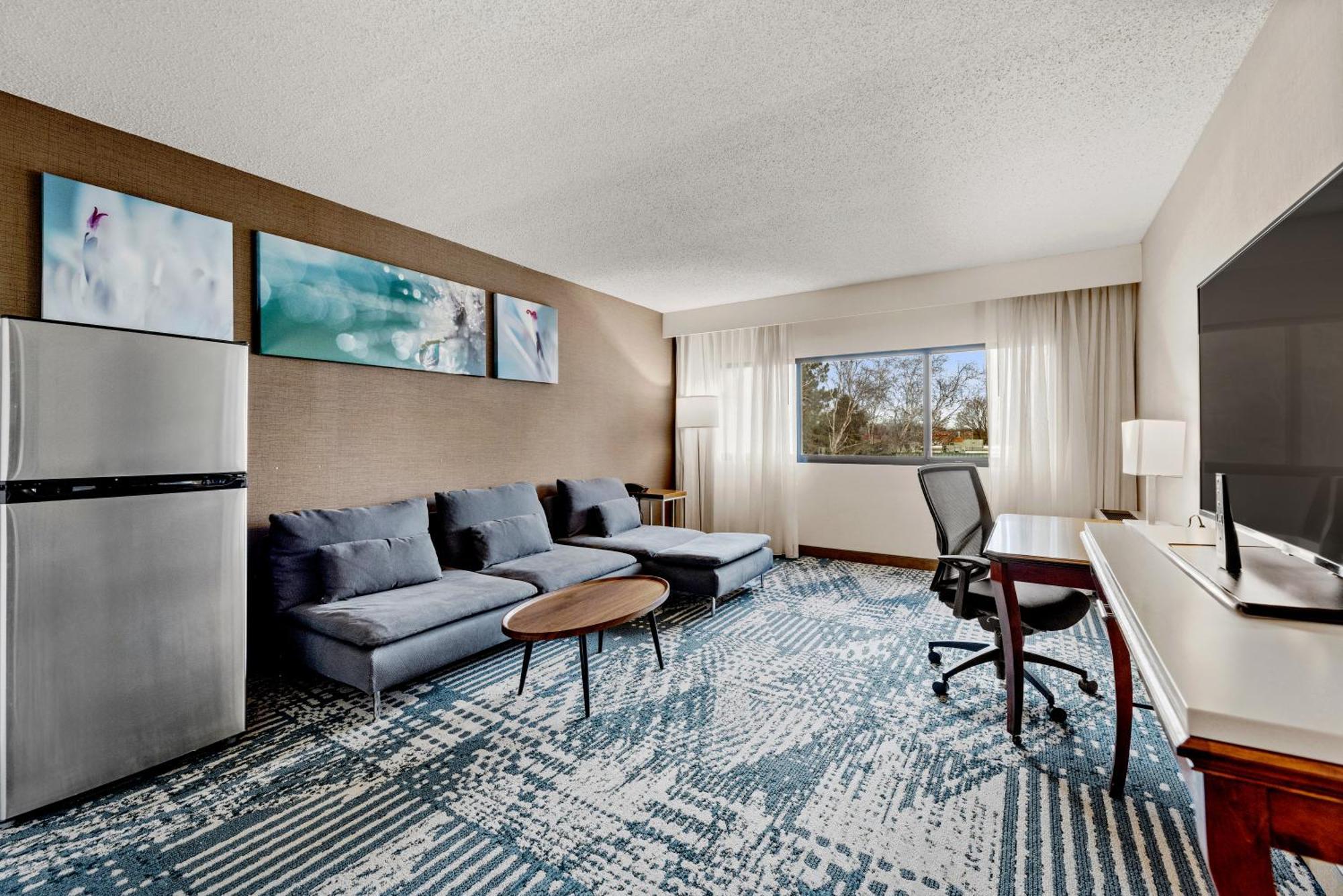 ראסין Delta Hotels By Marriott Mount Pleasant מראה חיצוני תמונה